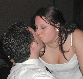 Nic and Kristin kiss